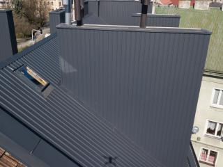 Wymiana pokrycia dachowego z obróbkami