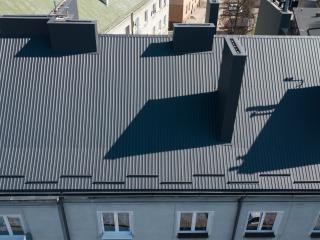 Wymiana pokrycia dachowego z obróbkami
